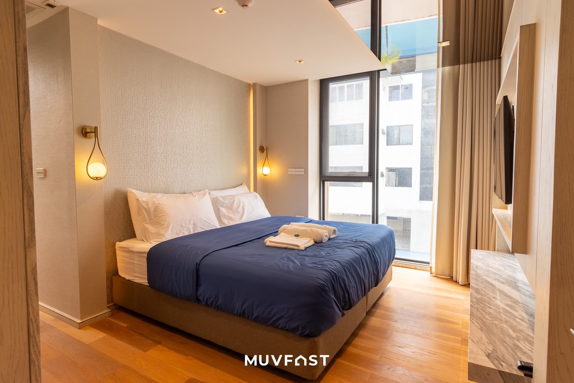 2 Bedroom