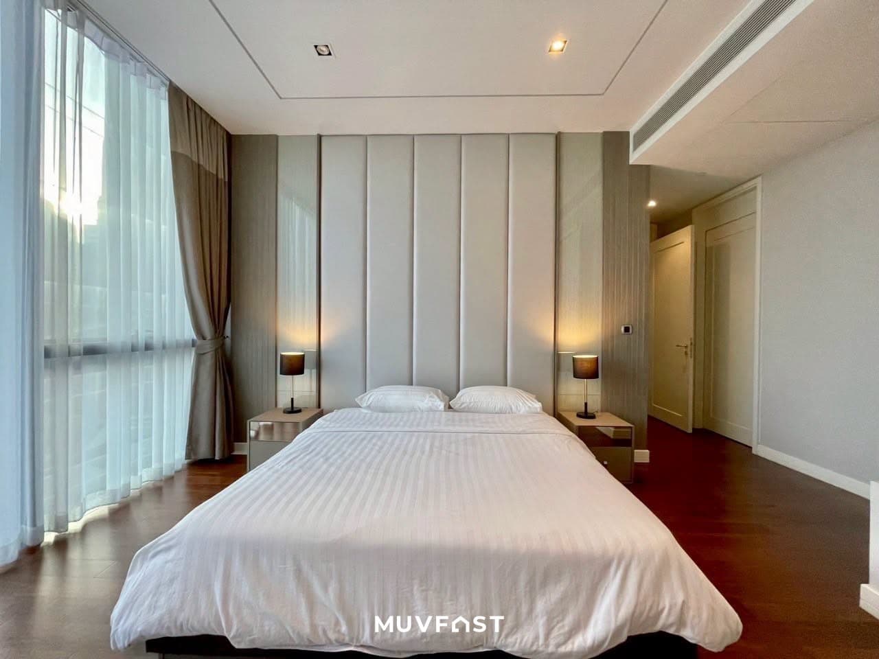 2 Bedroom