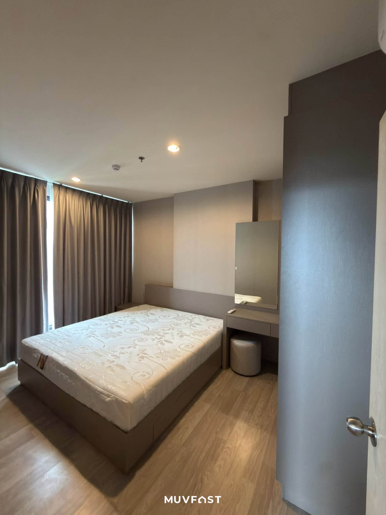 2 Bedroom