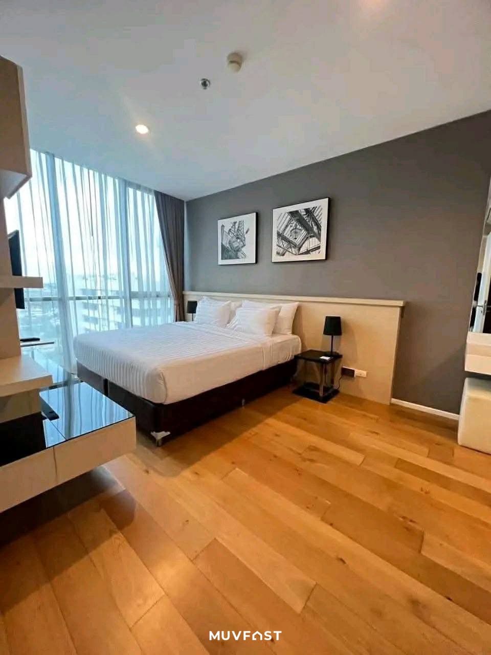 2 Bedroom